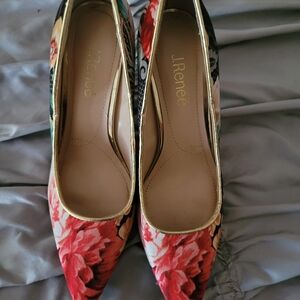 J Renee heels gold heels like new size 8